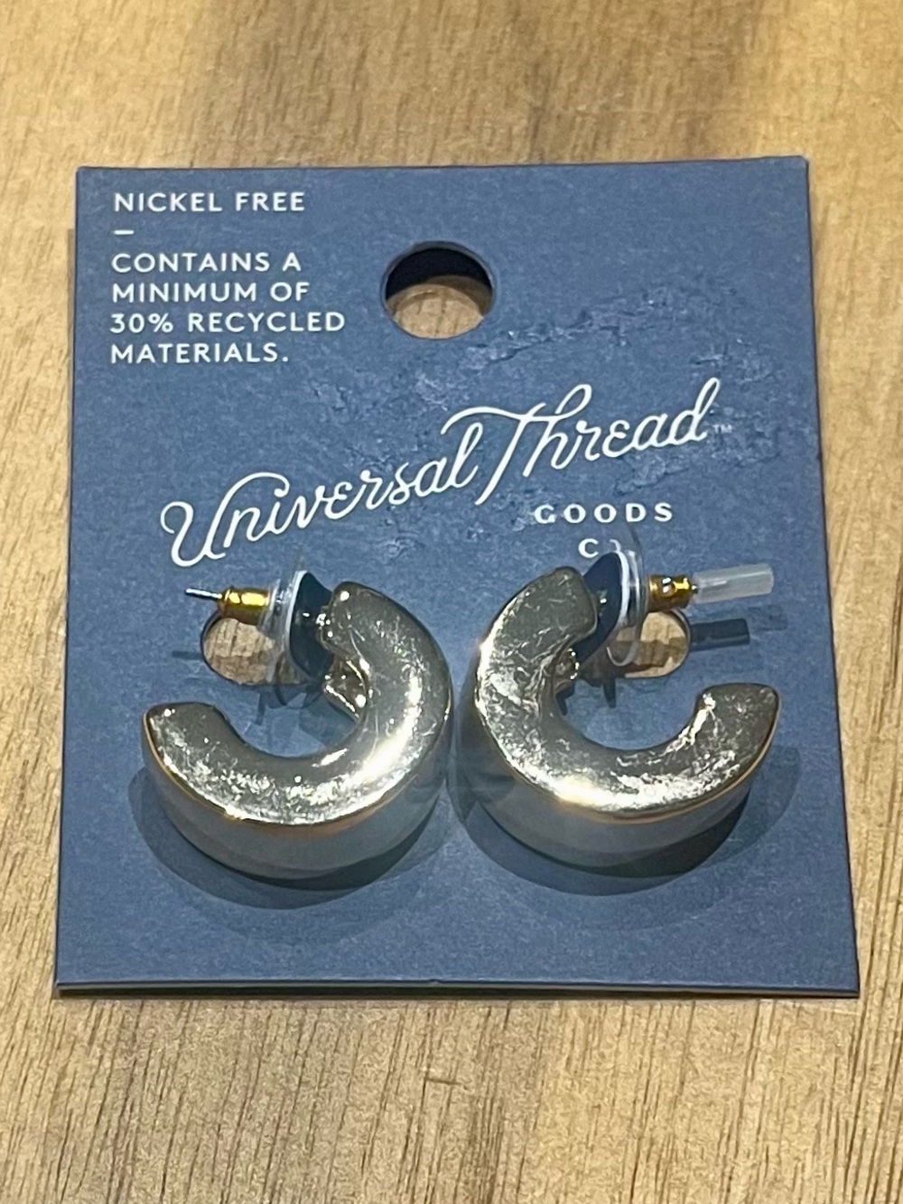 *3/$15, Universal Thread, Chunky Gold Hoop Earrings - Picture 3 of 5